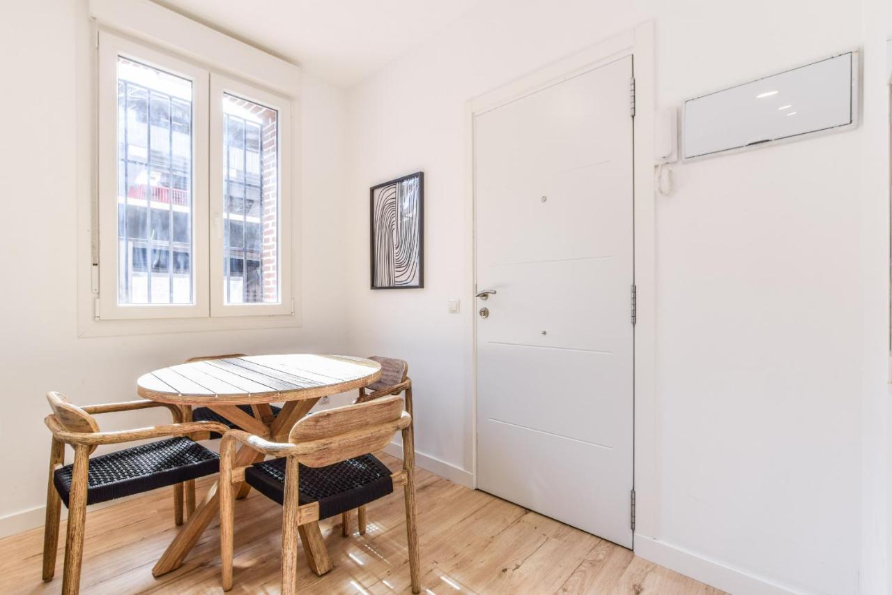 Apartamentos Reformados En Vallecas マドリード エクステリア 写真