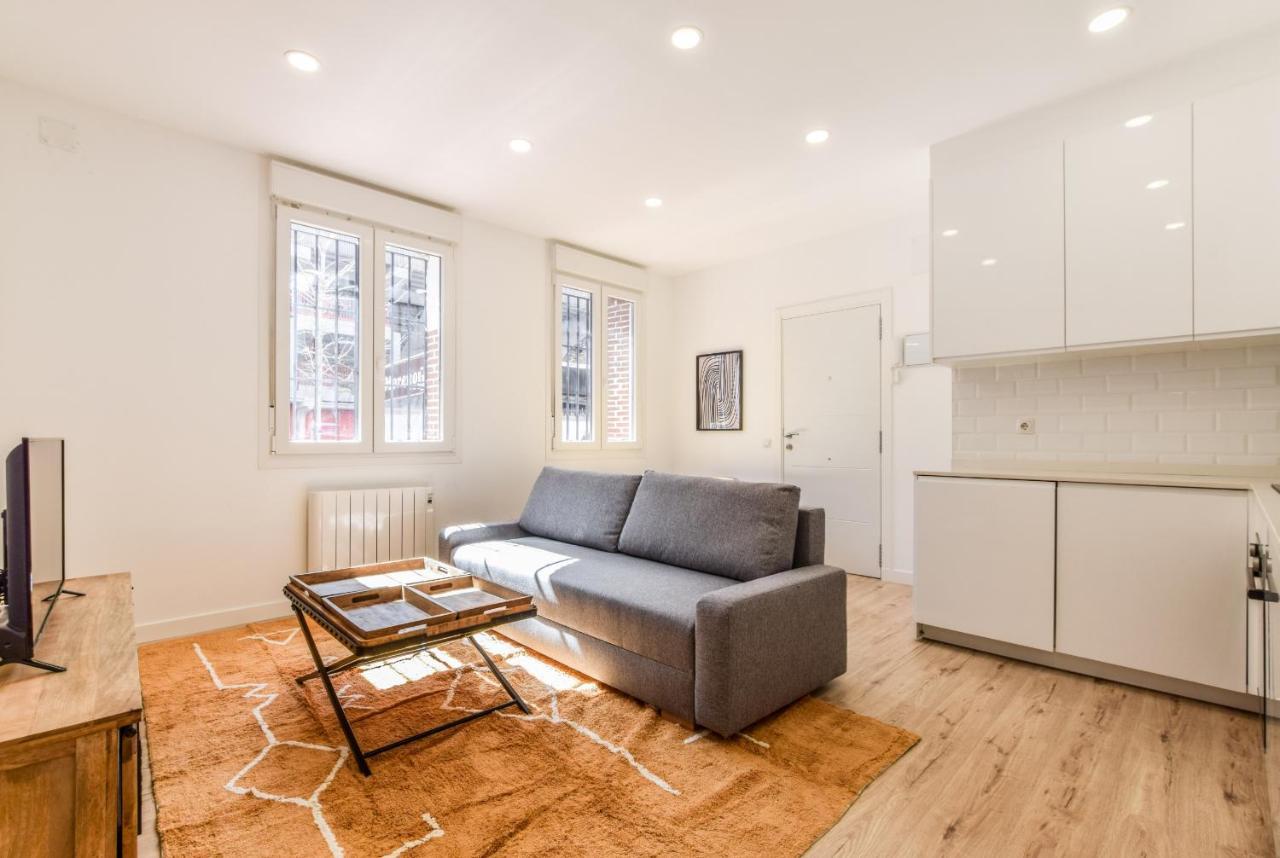 Apartamentos Reformados En Vallecas マドリード エクステリア 写真