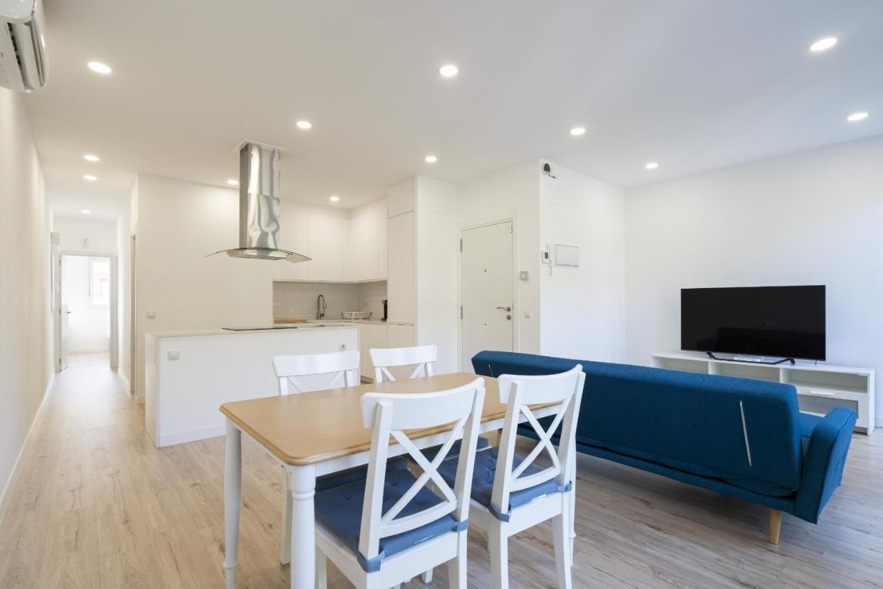 Apartamentos Reformados En Vallecas マドリード エクステリア 写真